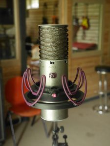 Aston Spirit - studiolaboiteameuh