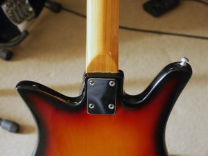 studio-la-boite-a-meuh-teisco-tulip-eb110-dos