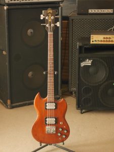 studiolaboiteameuh-guild-jetstar-bass-ii-2