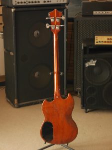 studiolaboiteameuh-guild-jetstar-bass-ii-8