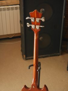 studiolaboiteameuh-guild-jetstar-bass-ii-9