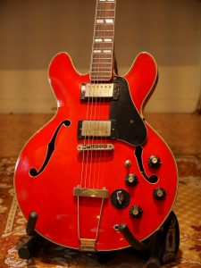 studio la boite a meuh - ibanez 2370