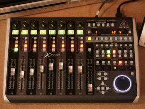 studio la boîte à meuh - X-touch