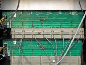 studio la boite a meuh - splitters scv 824 3 unites et alim derriere