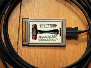 stusio-la-boite-a-meuh-rme-pcmcia-2-dessus