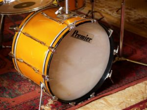 studio-la-boite-a-meuh-premier-resonator-grosse-caisse