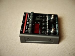 studio-la-boite-a-meuh-tc-electronic-nova-delay-nd1-côté
