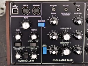 studio-la-boite-a-meuh-behringer-model-d