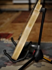 studio-la-boite-a-meuh-guitare-gougi-fretless