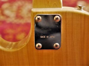 studio-la-boite-a-meuh-eagle-copie-gibson-s1