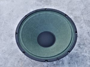 studio-la-boite-a-meuh-eminence-cannabis-rex-face