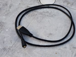 studio-la-boite-a-meuh-cordon-hdmi-avec-prise-mini