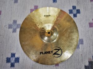 studio-la-boite-a-meuh-planet-z-crash-16-dessus