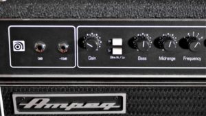 studio-la-boite-a-meuh-ampeg-svt-classic-boutons