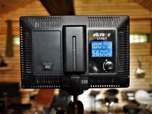 studio-la-boite-a-meuh-panneaux-led-video-viltrox-arriere