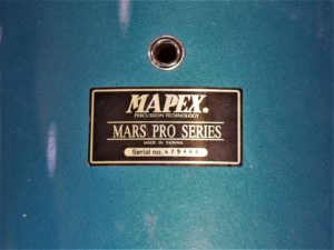 studio-la-boite-a-meuh-mapex-grosse-caisse-no-serie