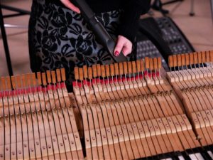 studio-la-boite-a-meuh-piano-nettoyage-2