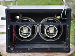 studio-la-boite-a-meuh-baffle-2x12-v30