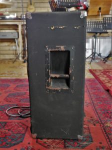 studio-la-boite-a-meuh-baffle-trace-elliot-4x10