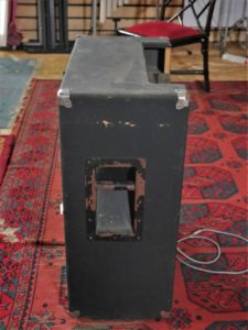 studio-la-boite-a-meuh-baffle-trace-elliot-4x10