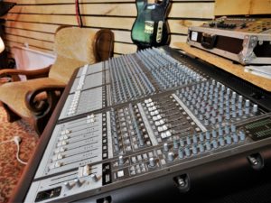 studio-la-boite-a-meuh-mackie-onyx-2480-1