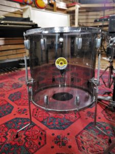 studio-la-boite-a-meuh-Wooding-vitroplast-tom-basse