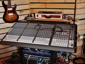 studio-la-boite-a-meuh-console-mixage-mackie-onyx-2480