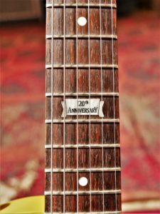 studio-la-boite-a-meuh-gibson-les-paul-melody-maker-120th-manche