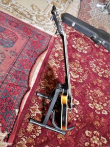 studio-la-boite-a-meuh-ibanez-am50-cote