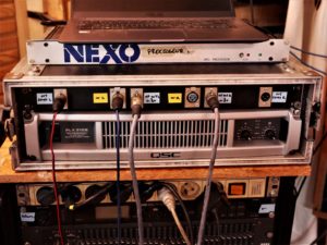 studio-la-boite-a-meuh-processeur-Nexo-MSI-C-ampli-qsc-3102