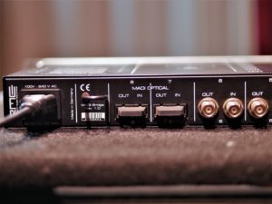 studio-la-boite-a-meuh-RME-madi-bridge-detail-prises