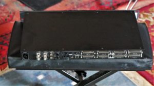 studio-la-boite-a-meuh-antelope-orion-32+-gen-3-arriere