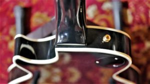 studio-la-boite-a-meuh-edwards-e-lp-130cd-jointure-manche