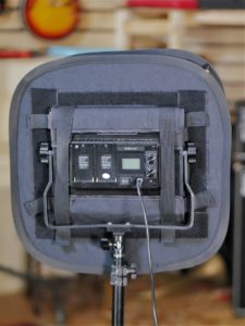 studio-la-boite-a-meuh-softbox-neewer-derriere