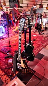 studio-la-boite-a-meuh-visavis-gibson