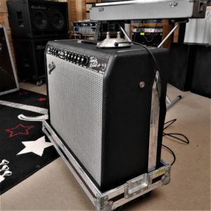 studio-la-boite-a-meuh-fender-65-twin-reverb-cote