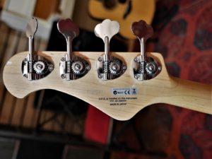studio-la-boite-a-meuh-fgn-mighty-power-tete-derriere
