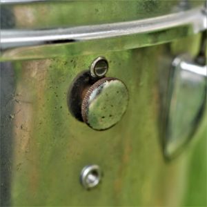 studio-la-boite-a-meuh-caisse-claire-de-parade-capelle-vintage-mollette-sourdine