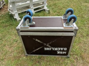 studio-la-boite-a-meuh-flight-case-fender-65-twin-roulettes