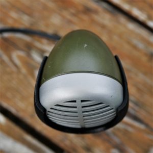 studio-la-boite-a-meuh-pince-green-bullet