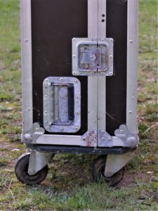 studio-la-boite-a-meuh-flight-case-fermoirs-2