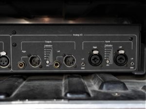 studio-la-boite-a-meuh-waves-maxx-bcl-arriere-analog-io