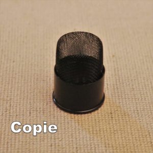 studio-la-boite-a-meuh-contrefaçon-neumann-kms-105-pince-capuchon