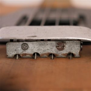 studio-la-boite-a-meuh-melody-grabber-chevalet-d'origine