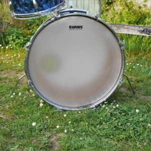 studio-la-boite-a-meuh-peaux-neuves-frappe-grosse-caisse-japson