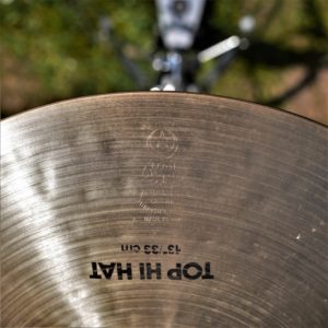 studio-la-boite-a-meuh-zildjian-kz-special-hh-13-top-poincon