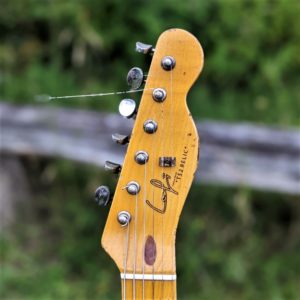 studio-la-boite-a-meuh-telecaster-lofi-tete