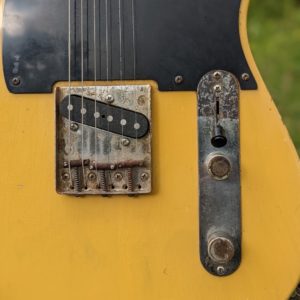 studio-la-boite-a-meuh-telecaster-lofi-micro-chevalet