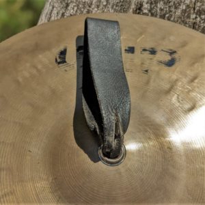 studio-la-boite-a-meuh-cymbales-frappees-ufip-laniere