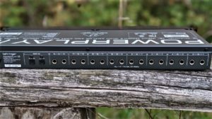 studio-la-boite-a-meuh-behringer-powerplay-p16i-entrees